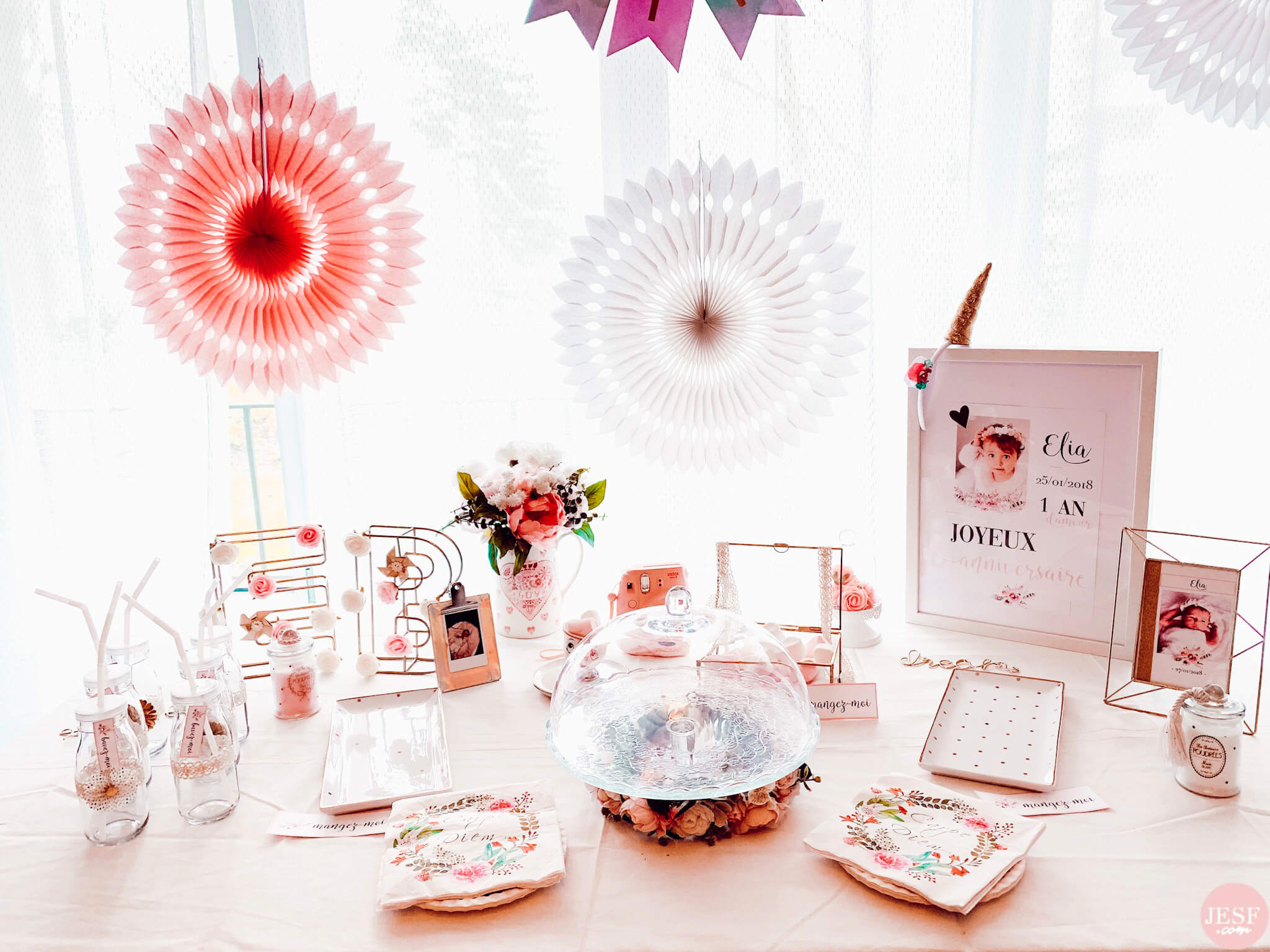 fête-anniversaire-sweet-table-petite-fille-1-an-girly-rose-or-birthday